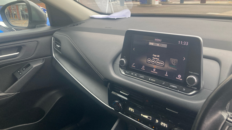 Nissan Qashqai 1.3 DiG-T MH Acenta Premium 5dr Petrol Hatchback